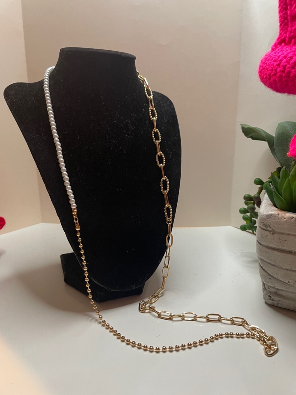 Gold & White Beaded Mixed-Chain Necklace